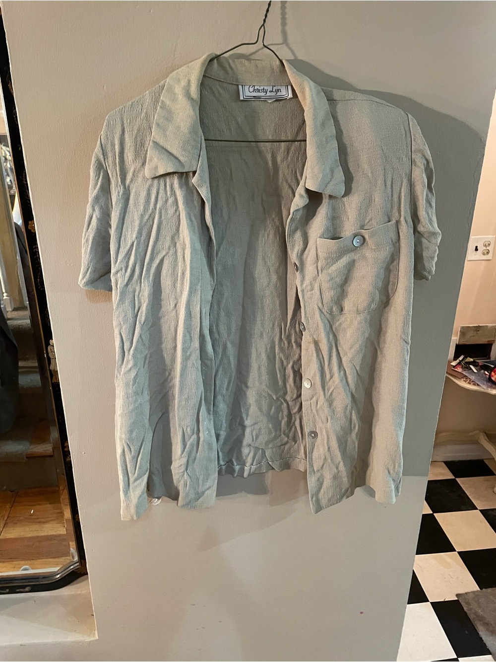 Vintage 90s Christy Lyn Lightweight Short-Sleeve tan button down top